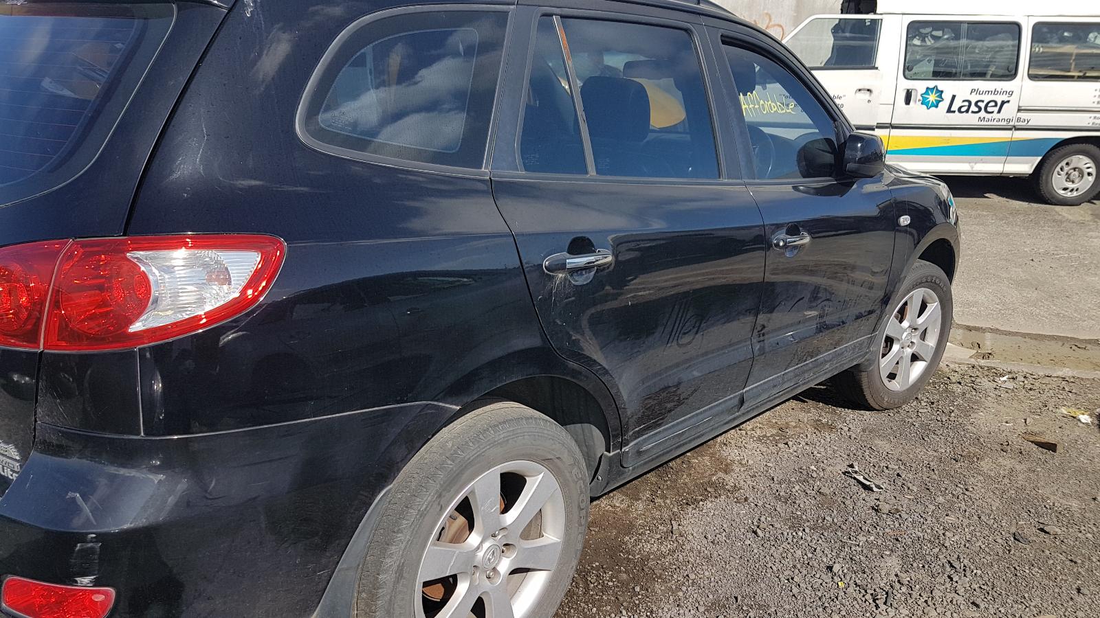 Hyundai Santa Fe - 2006-2012