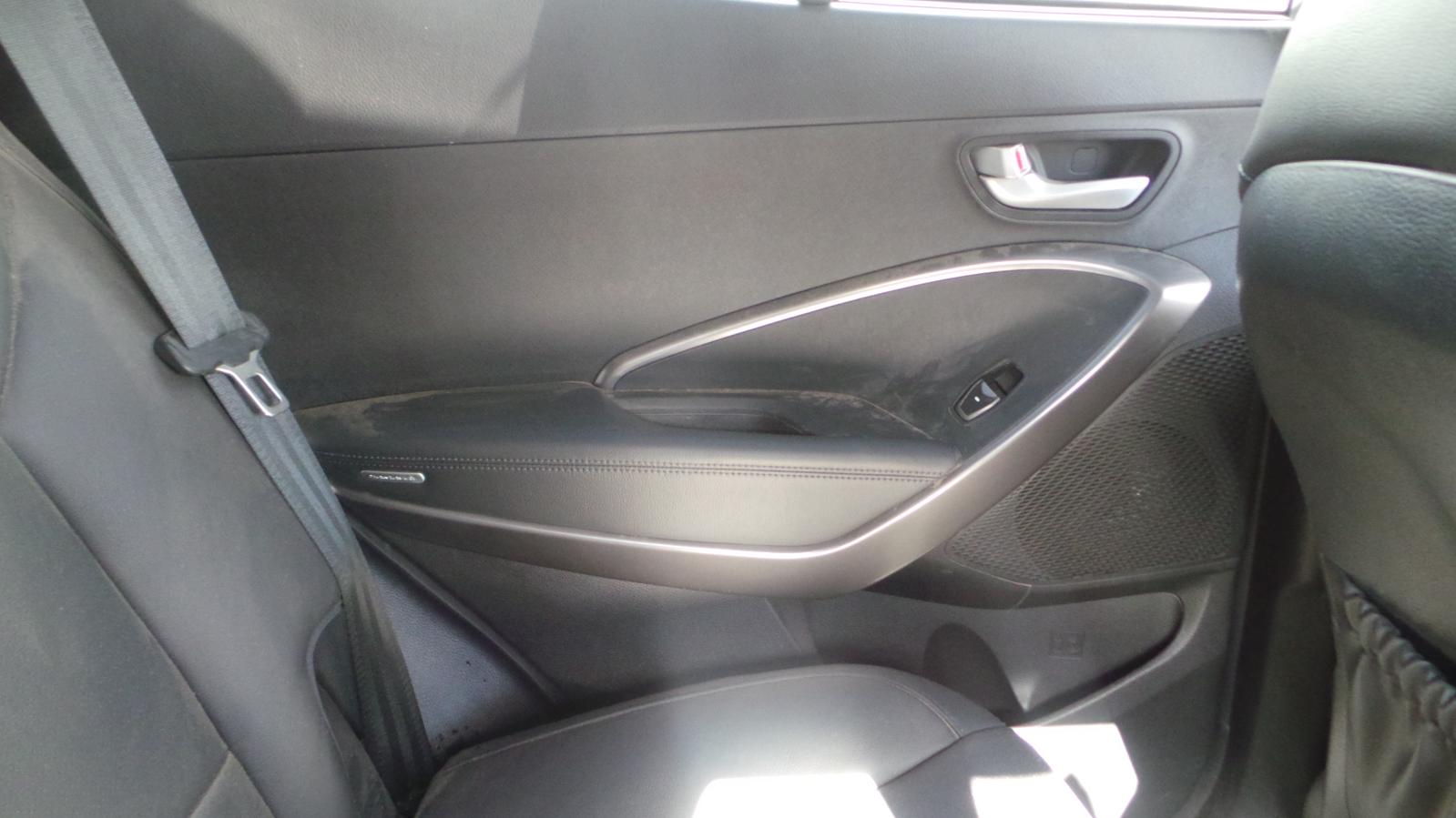 Hyundai Santa Fe - 2013-Present