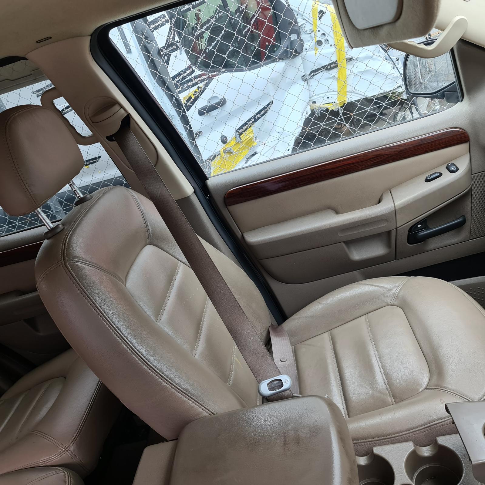 Ford Explorer - UT 2005-2007