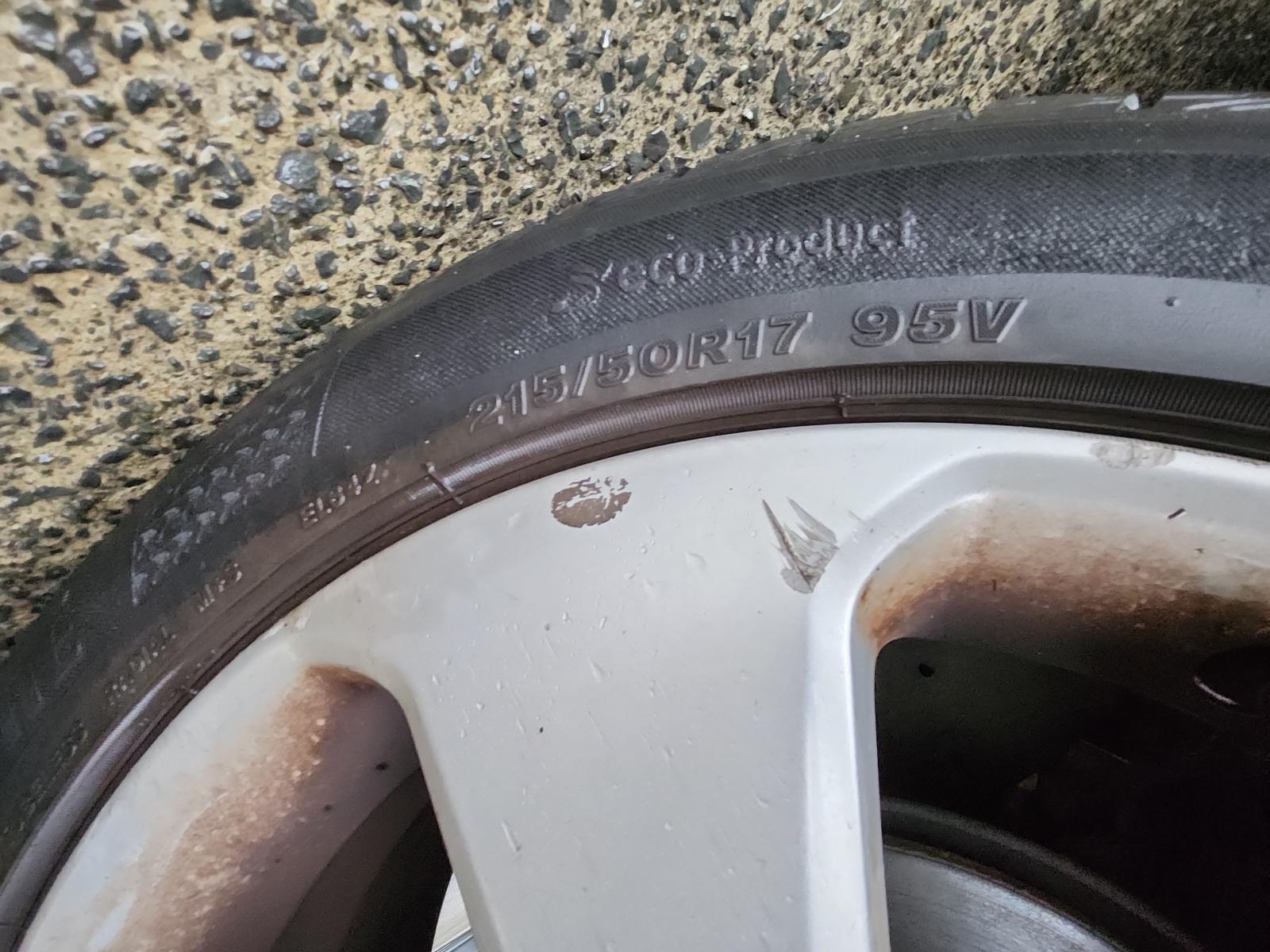 Holden Cruze - 2009-Present