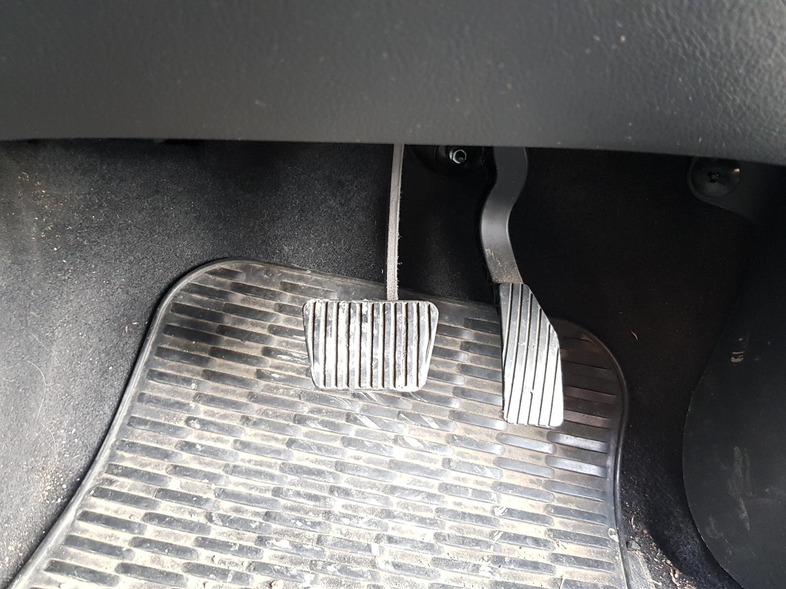 Holden Barina - TK 05-11