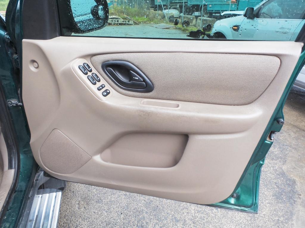 Ford Escape - EP 2001-2003