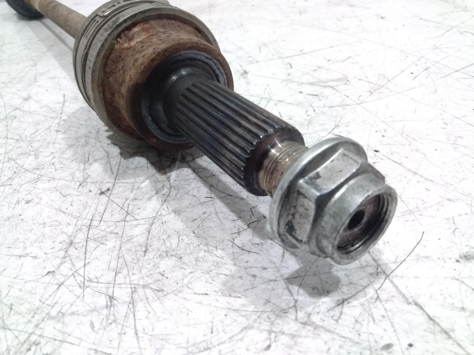 Left_Driveshaft