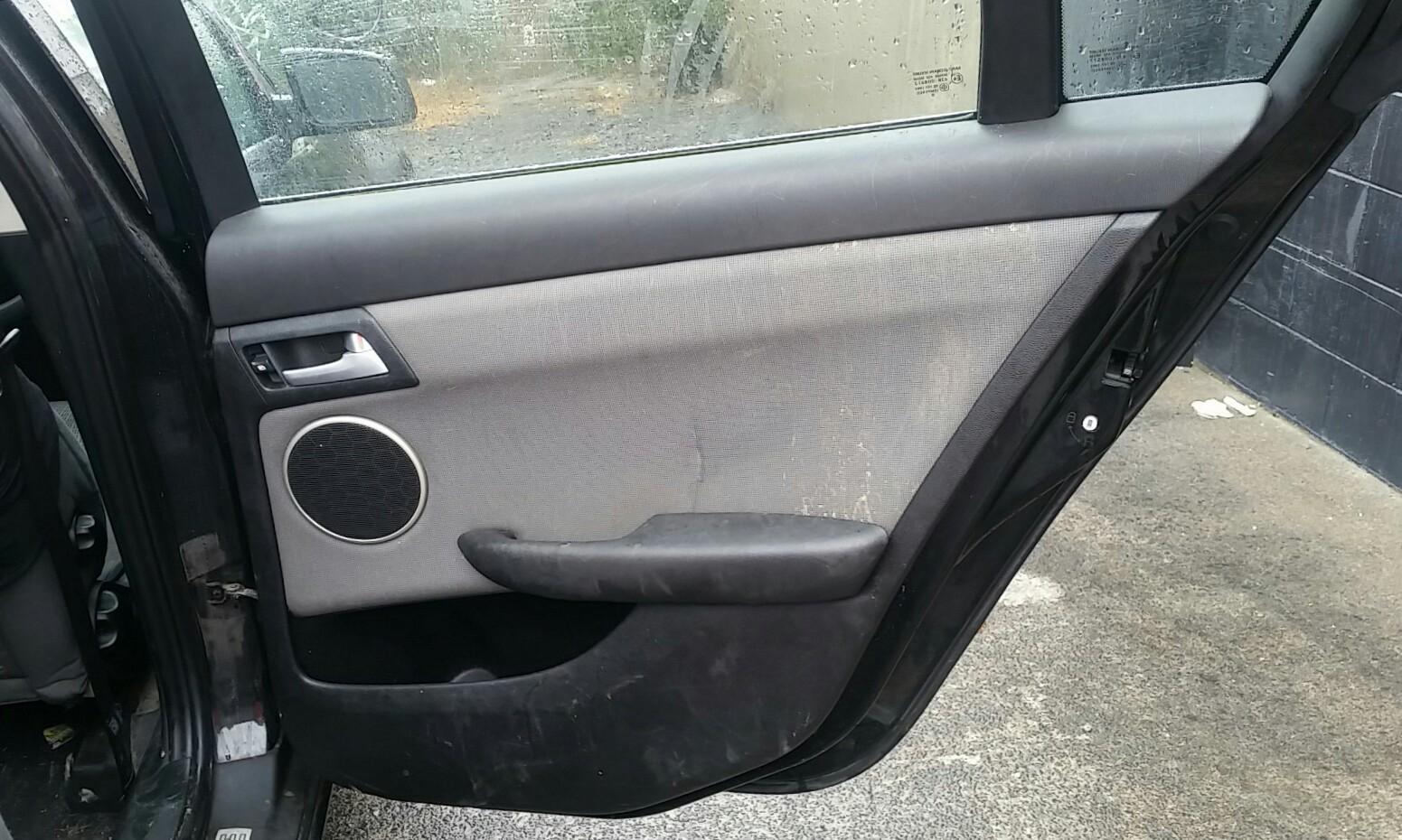 Holden Commodore - VE Omega 06-