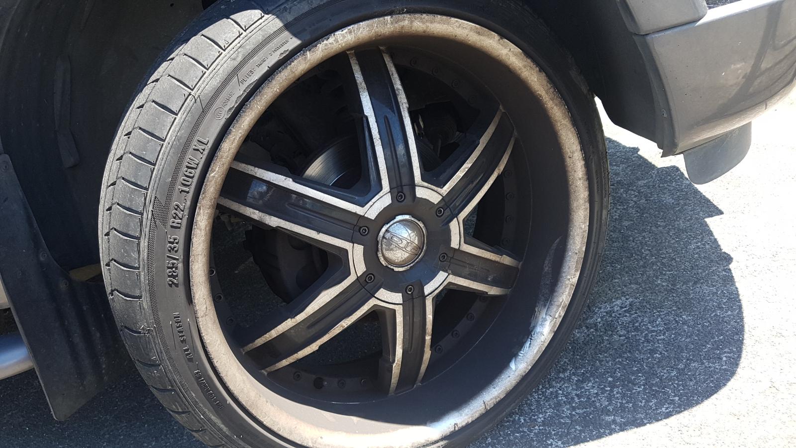 Ford Explorer - UT 2001-2005