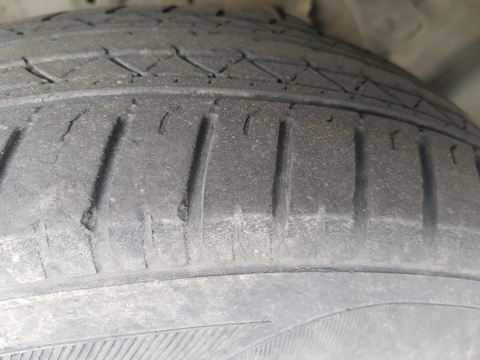 Ford Courier - 03-05