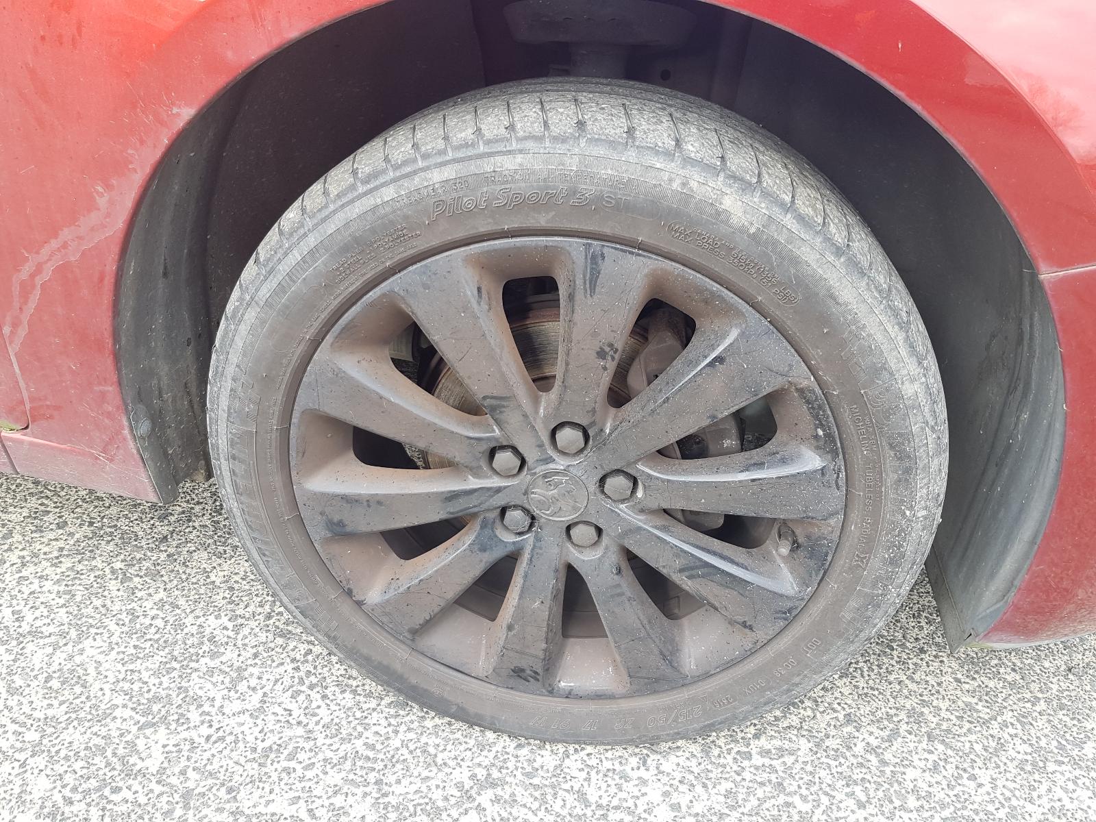 Holden Cruze - 2009-Present