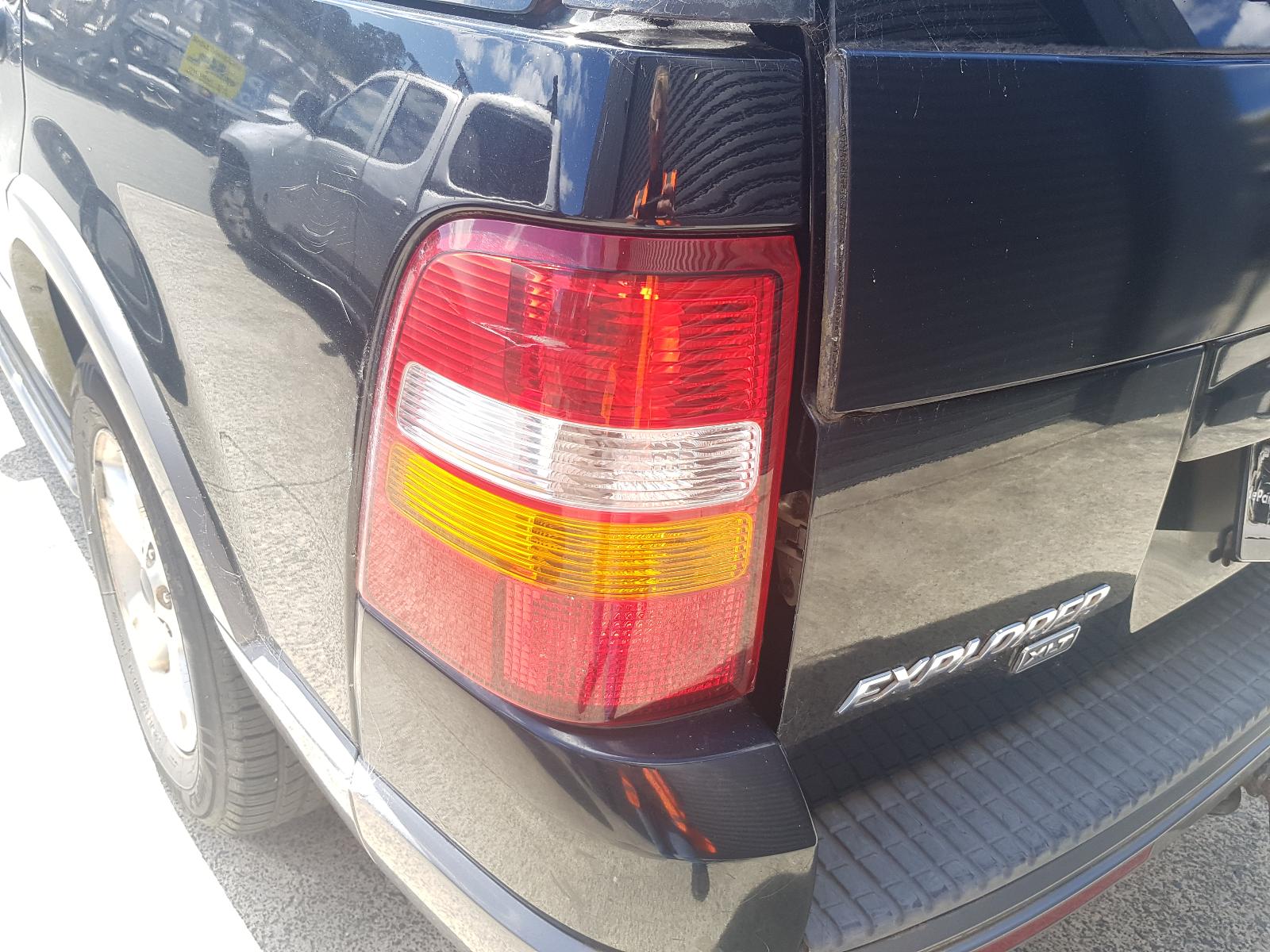 Ford Explorer - UT 2001-2005