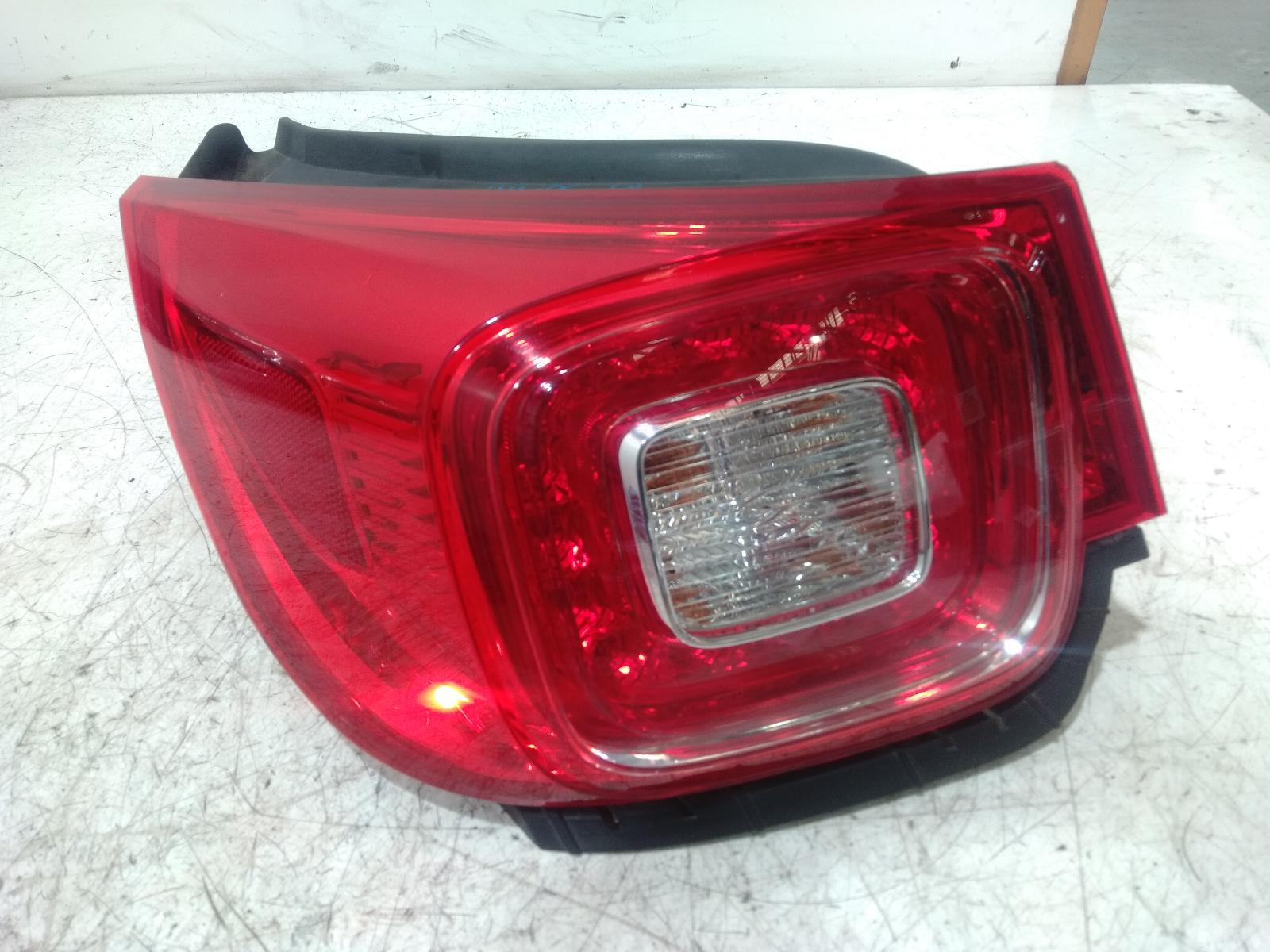 Left_Taillight