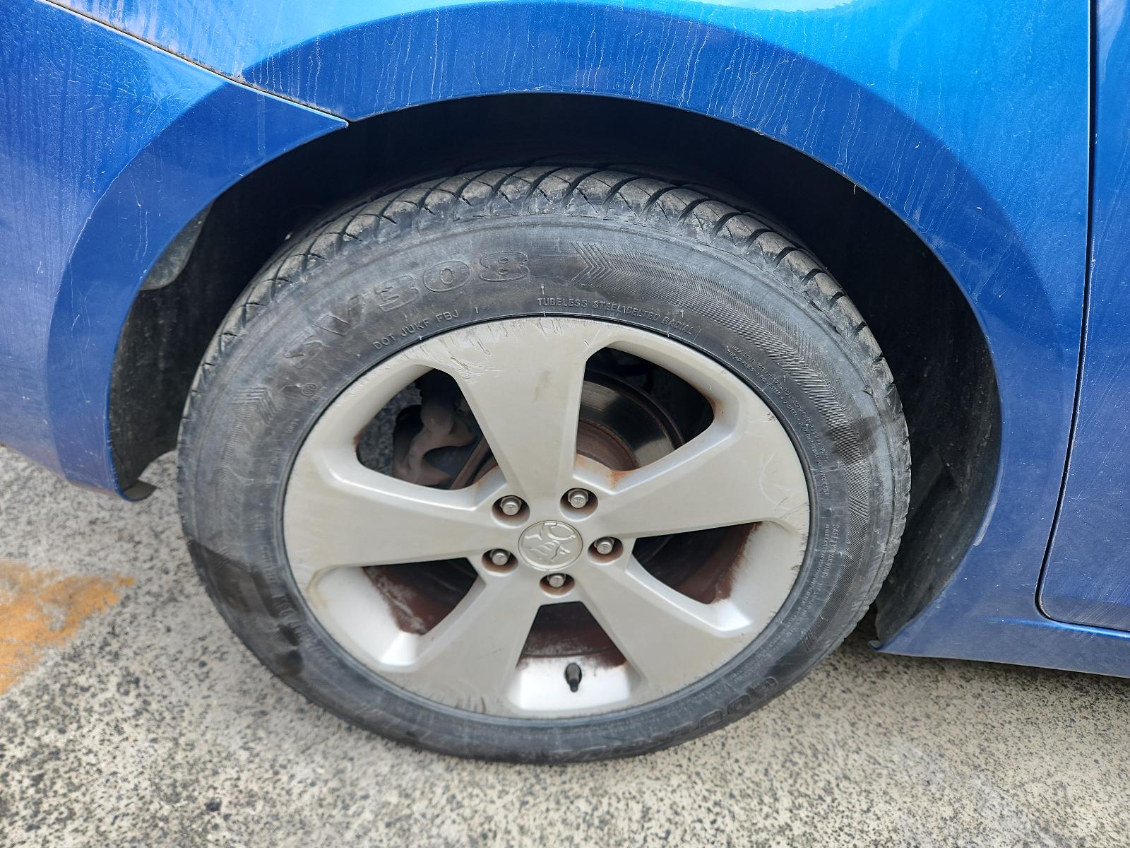 Holden Cruze - 2009-Present