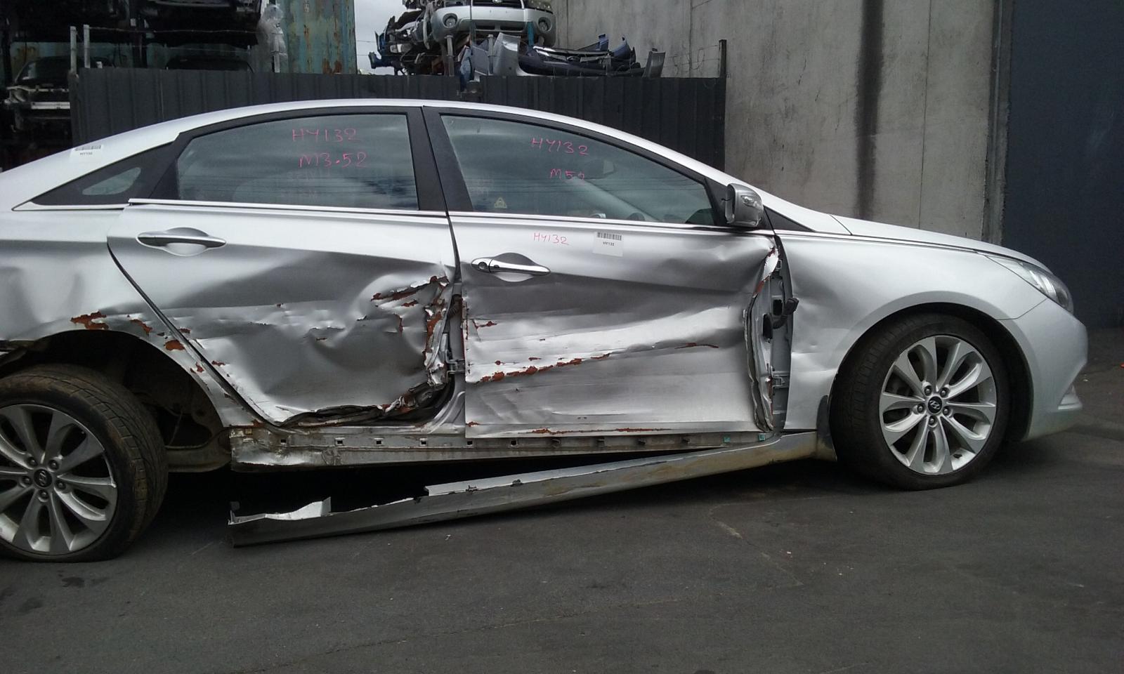 Hyundai i45 - 2010-2013