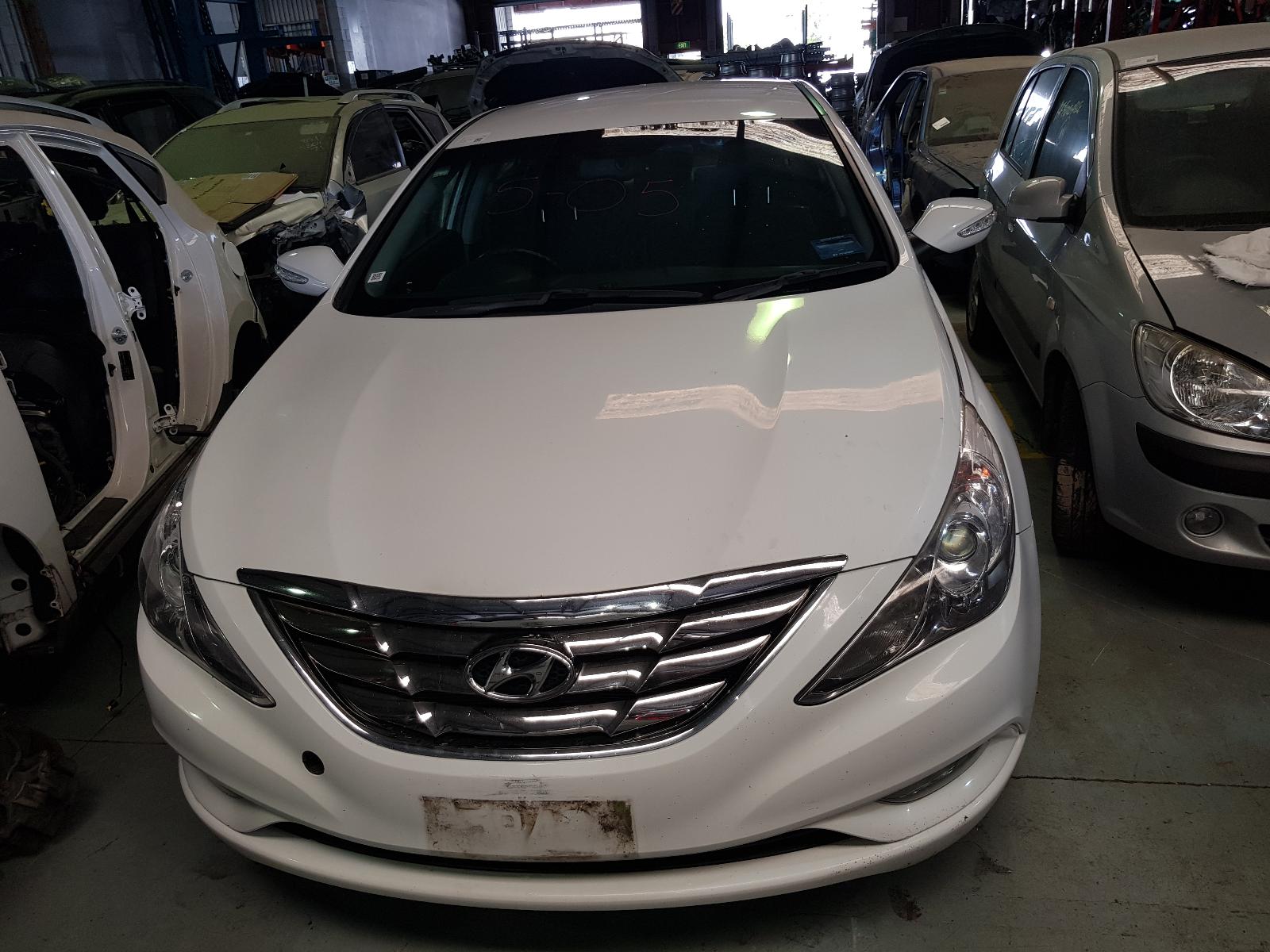 Hyundai i45 - 2010-2013
