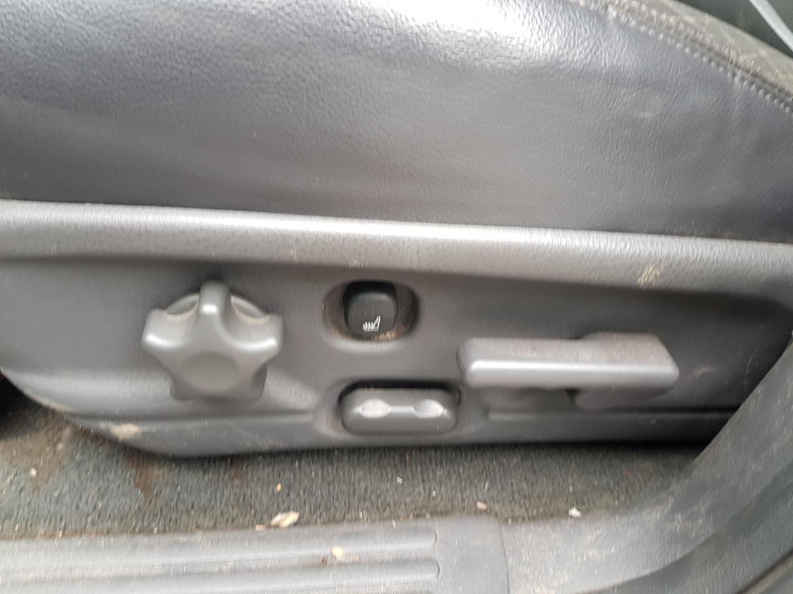 Ford Explorer - UT 2005-2007