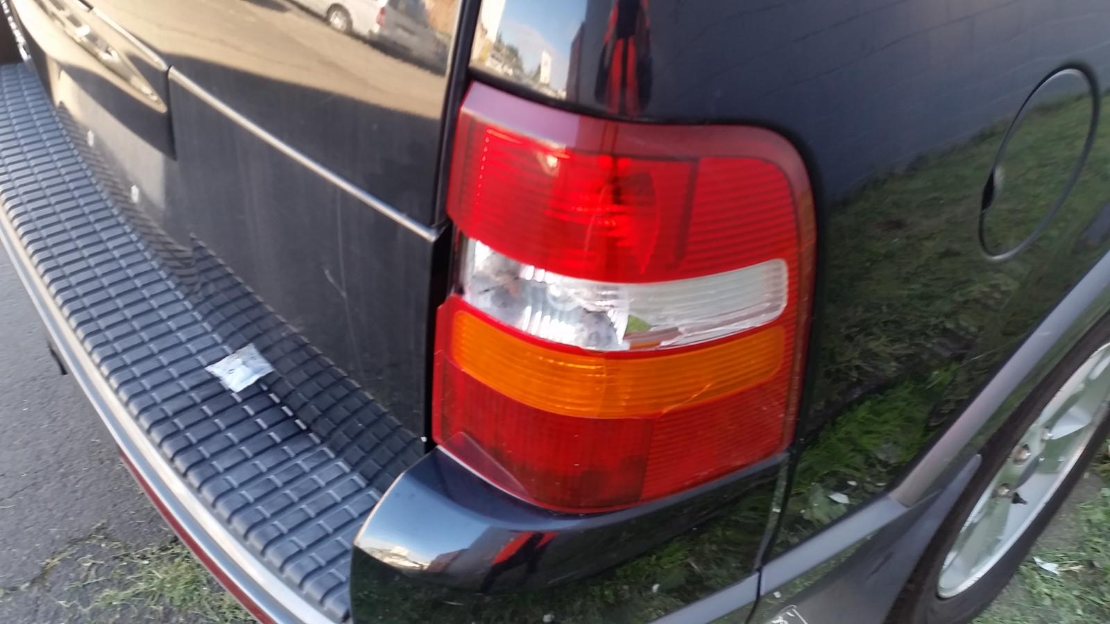 Ford Explorer - UT 2001-2005