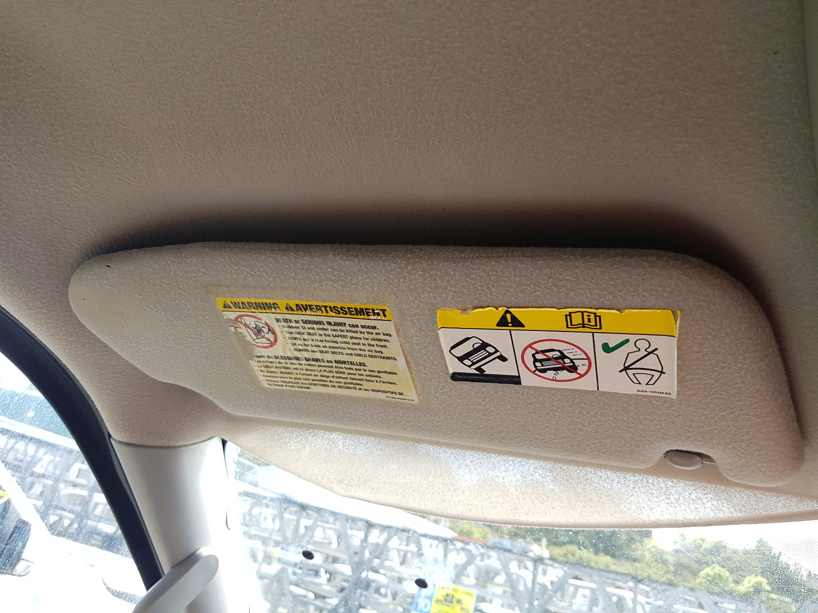 Ford Explorer - UT 2001-2005