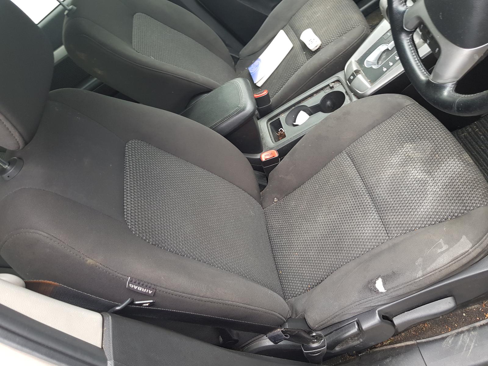 Holden Captiva - Captiva 7 2011-Present