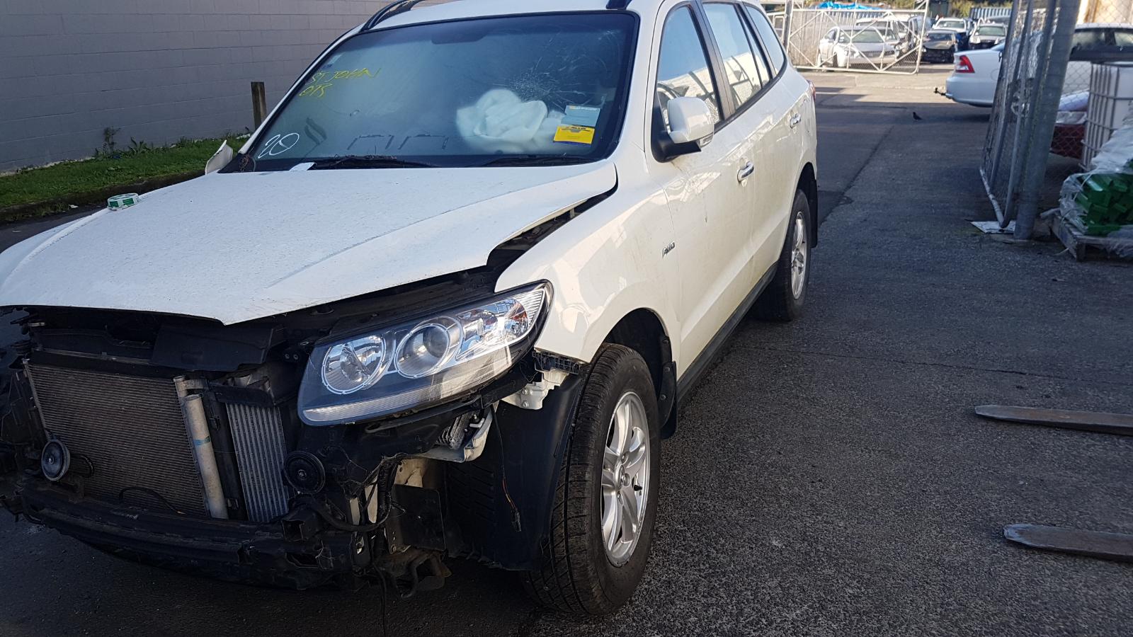 Hyundai Santa Fe - 2006-2012