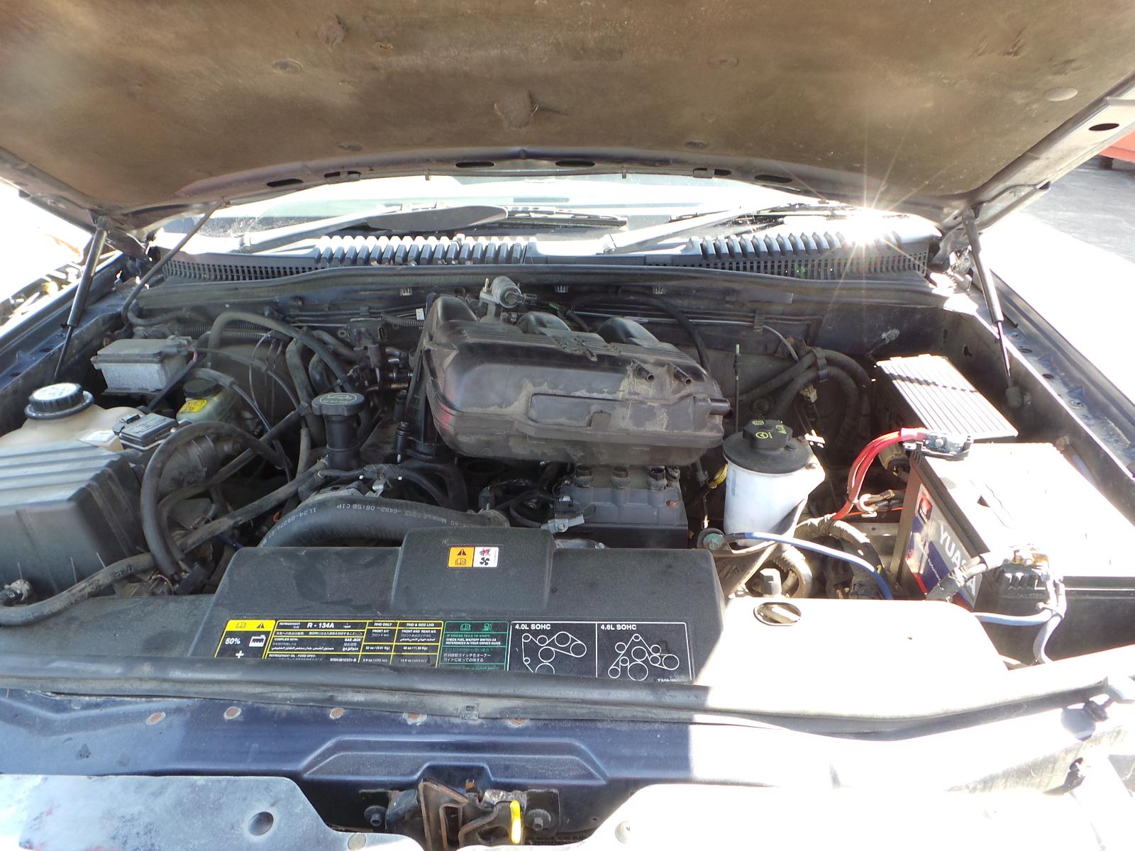 Ford Explorer - UT 2001-2005