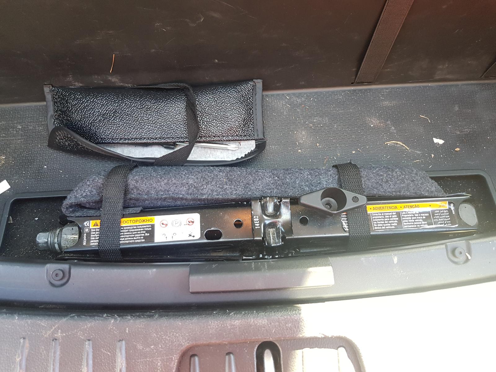 Holden Captiva - Captiva 7 2011-Present