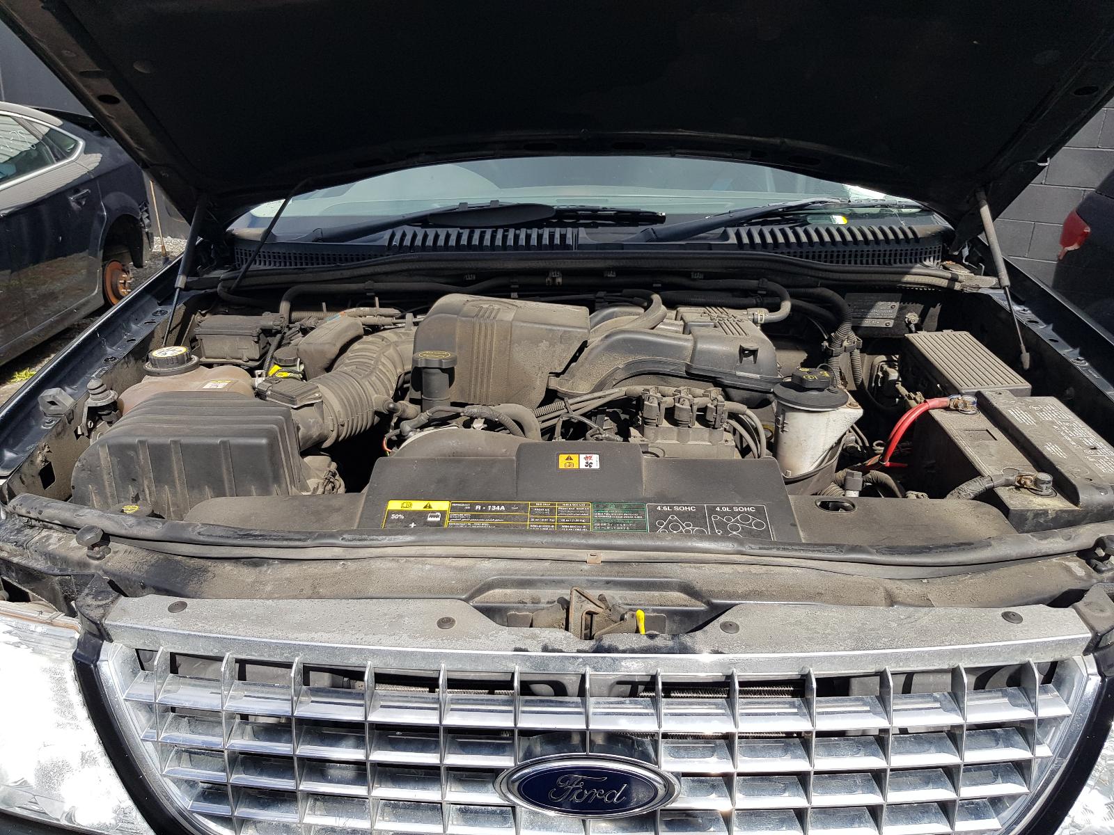 Ford Explorer - UT 2001-2005