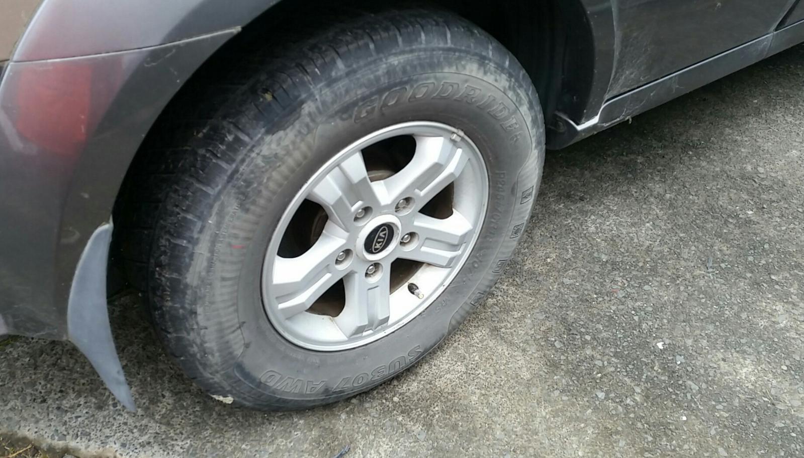 KIA Sorento - 1st Gen 2002-2009