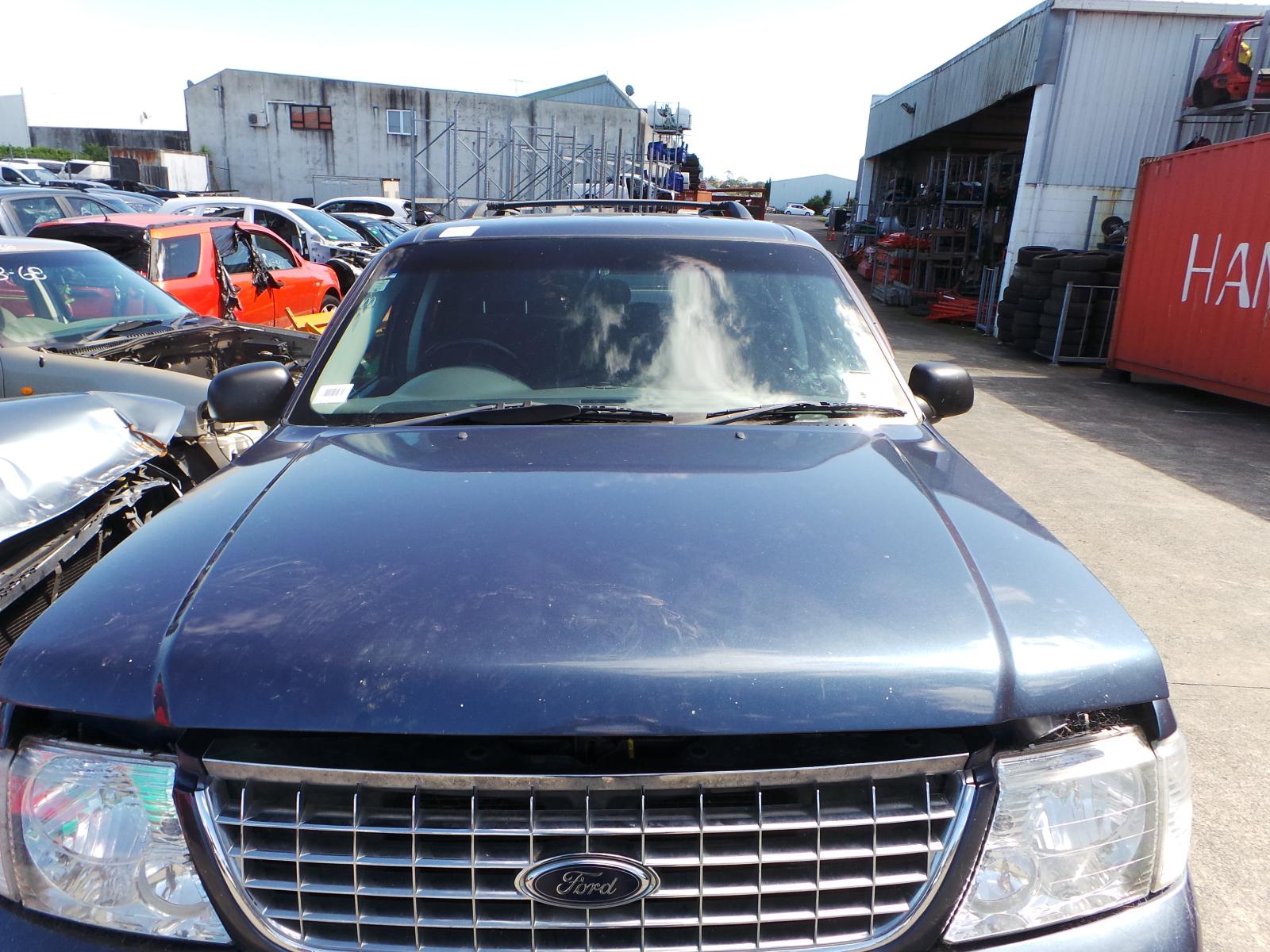 Ford Explorer - UT 2001-2005