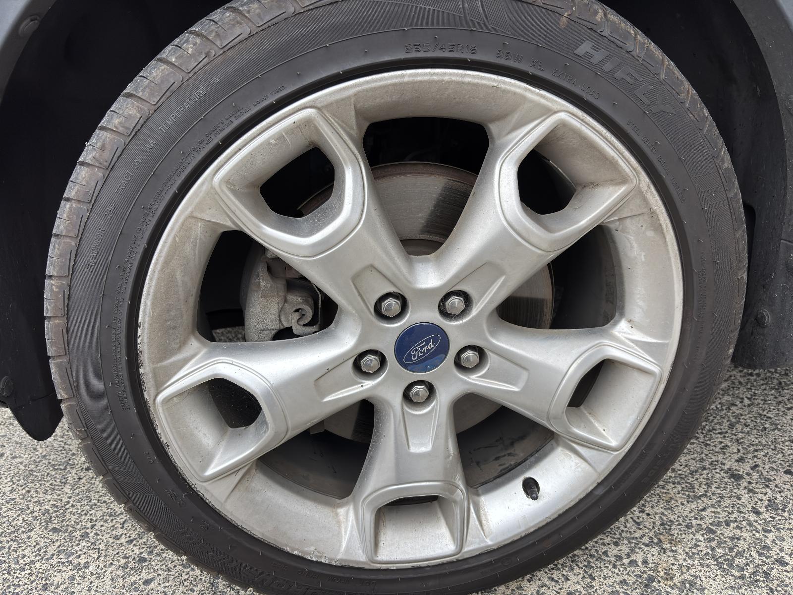 Ford Kuga - TF 2013-Present