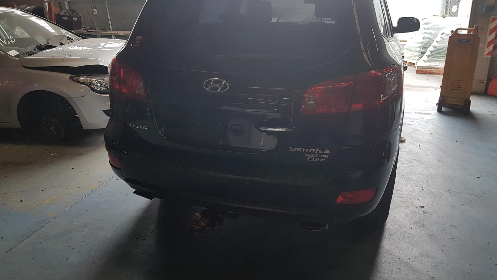 Hyundai Santa Fe - 2006-2012