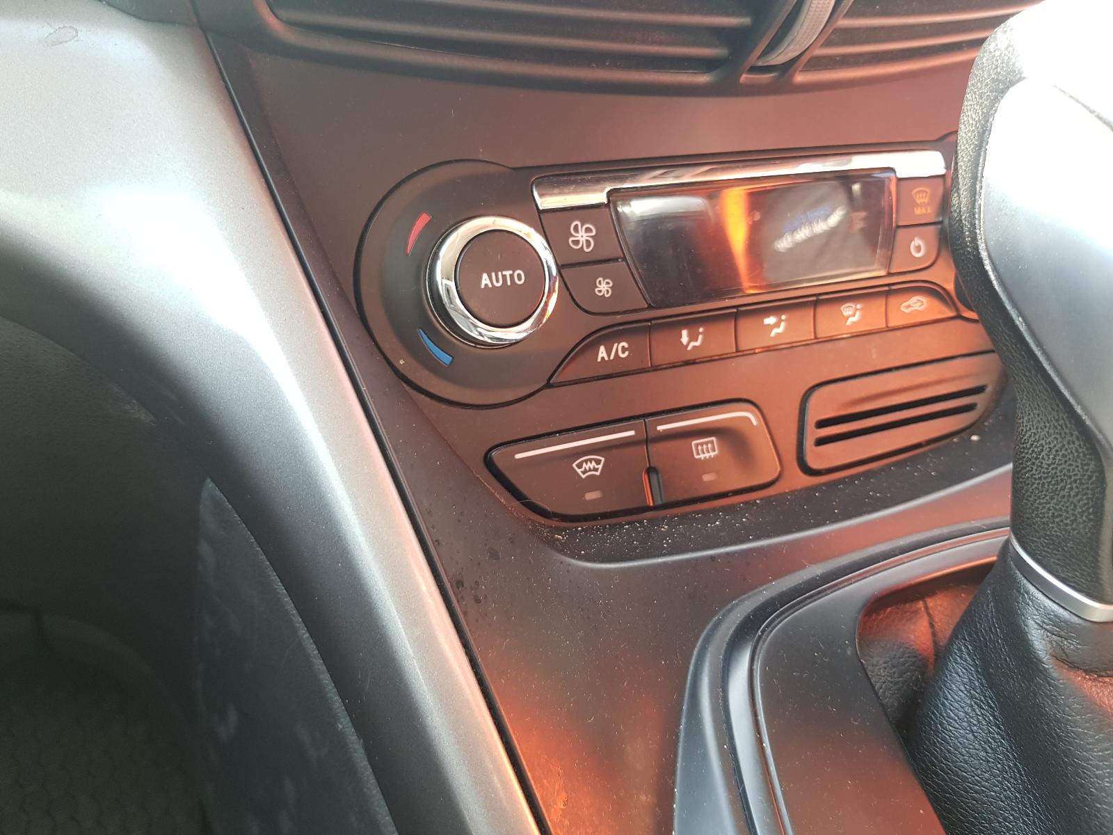 Ford Kuga - TE 2012-2013