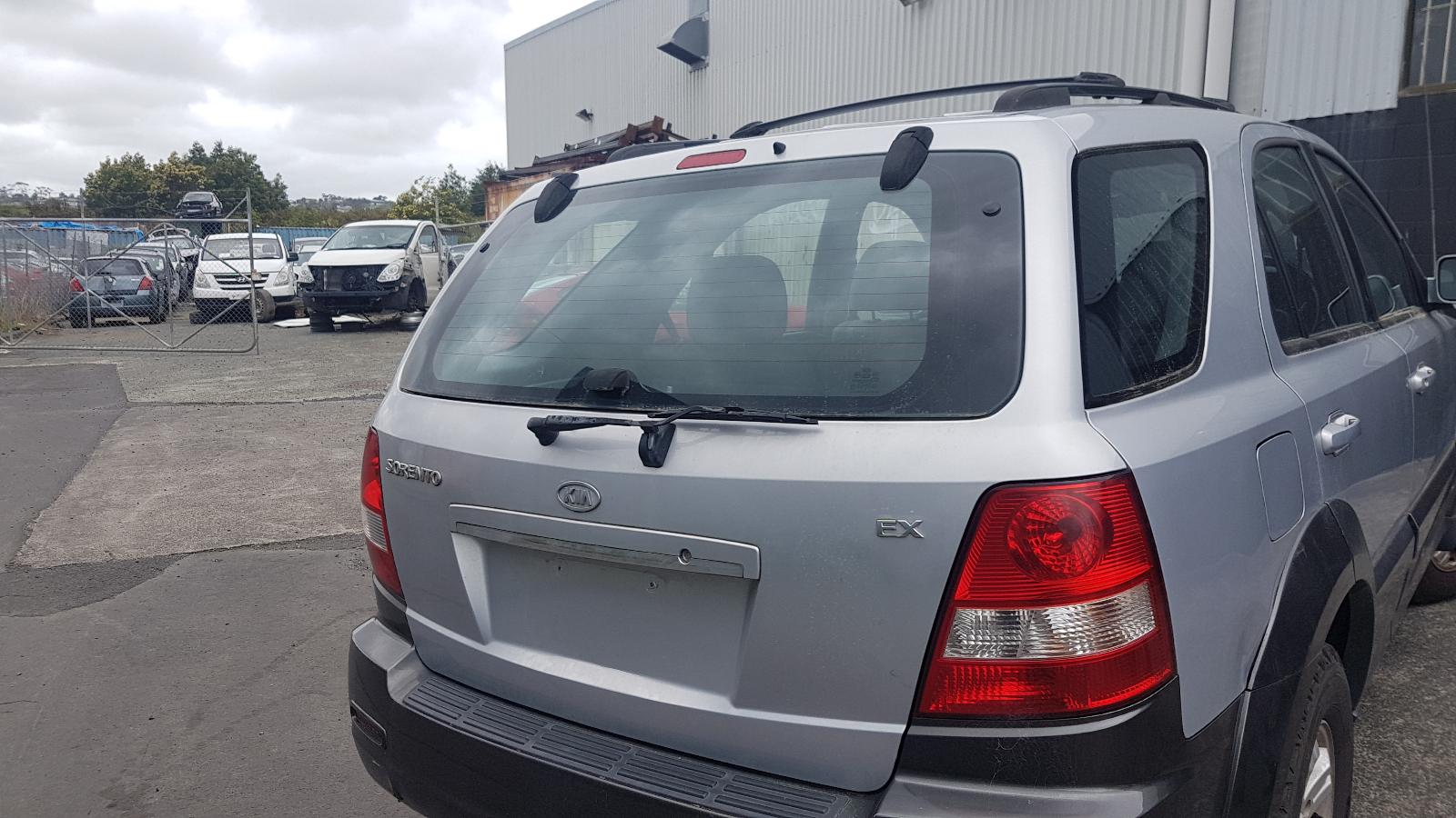 KIA Sorento - 1st Gen 2002-2009