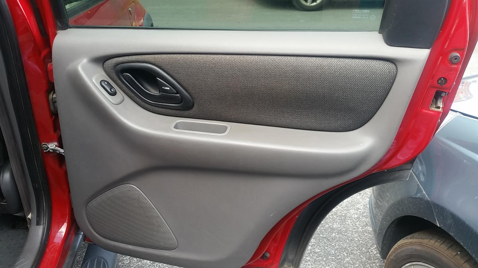 Ford Escape - EP 2001-2003