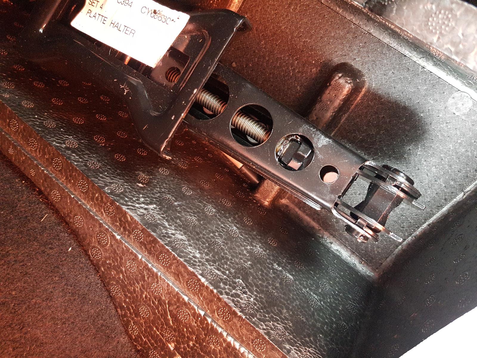 Ford Kuga - TE 2012-2013