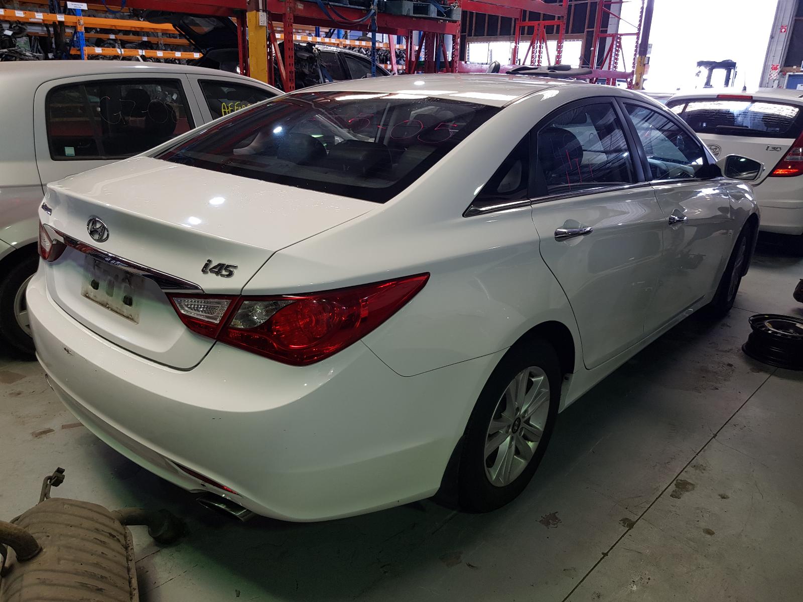 Hyundai i45 - 2010-2013
