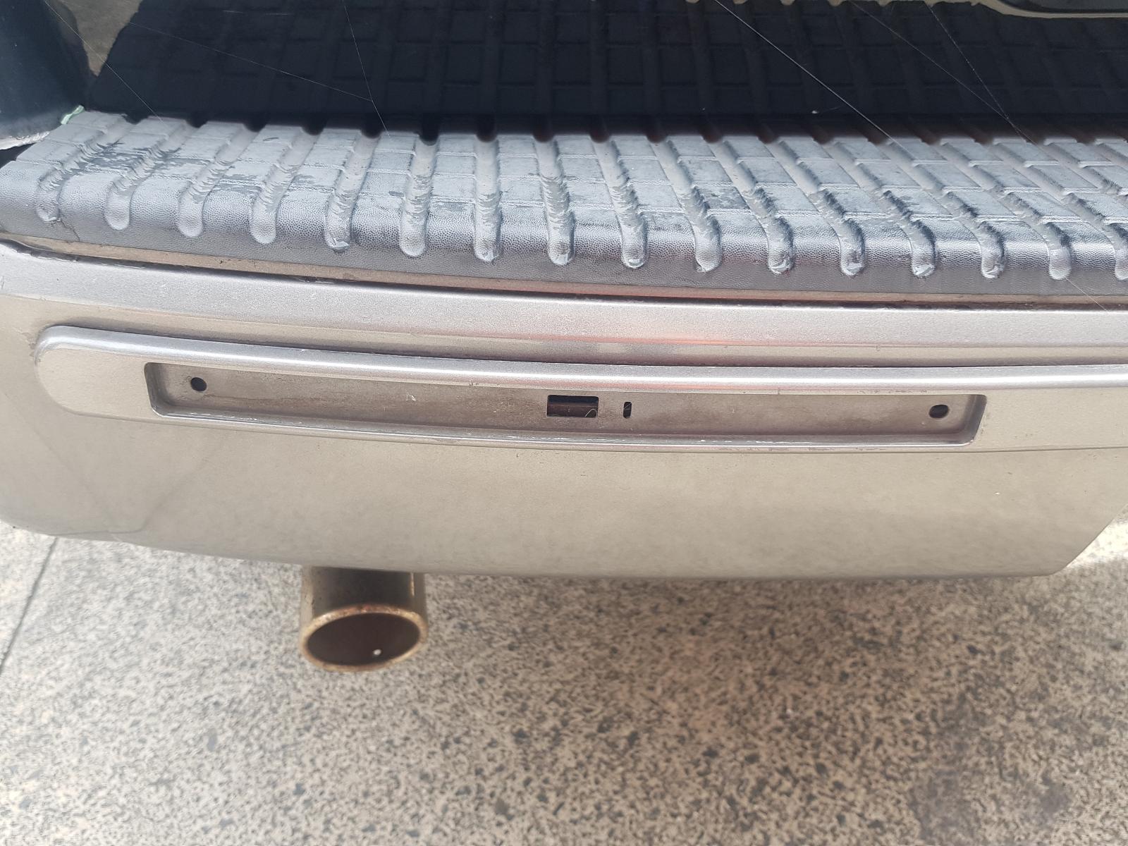 Ford Explorer - UT 2001-2005