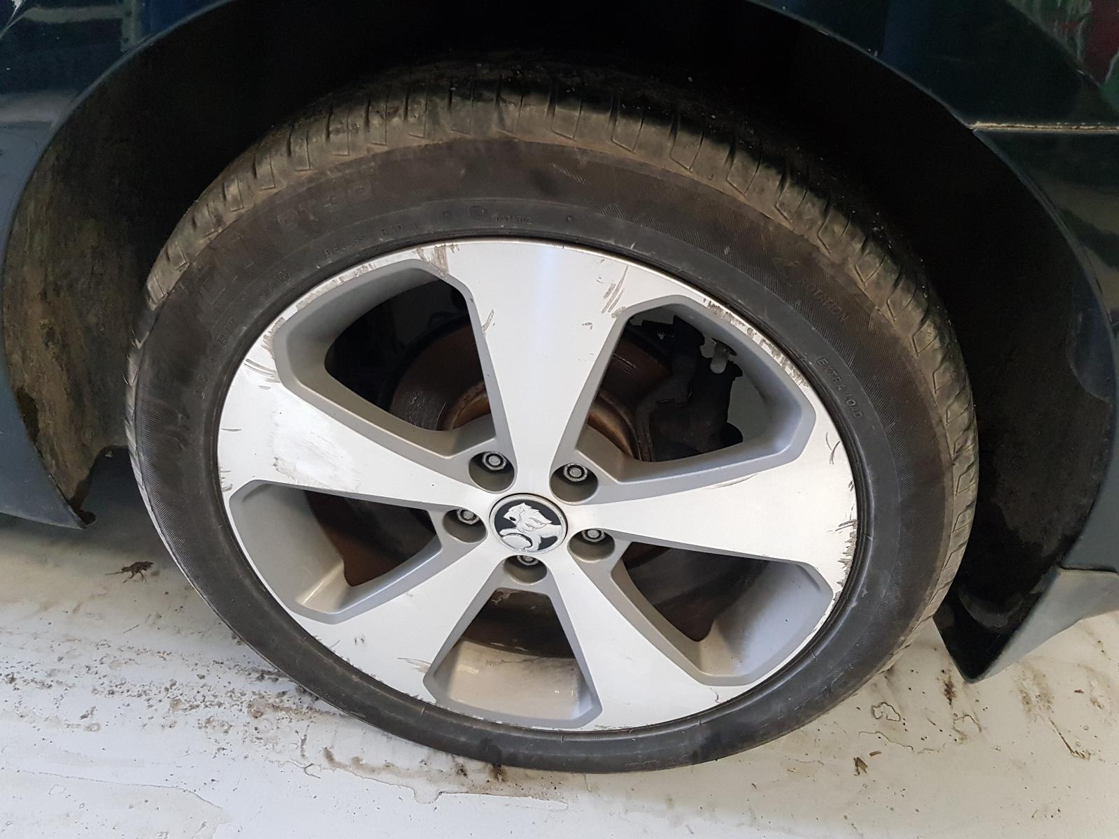 Holden Cruze - 2009-Present