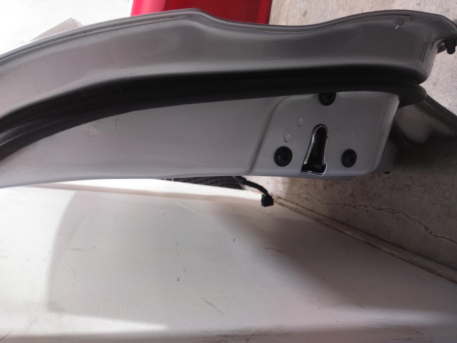 Right_Rear_Door_Sliding