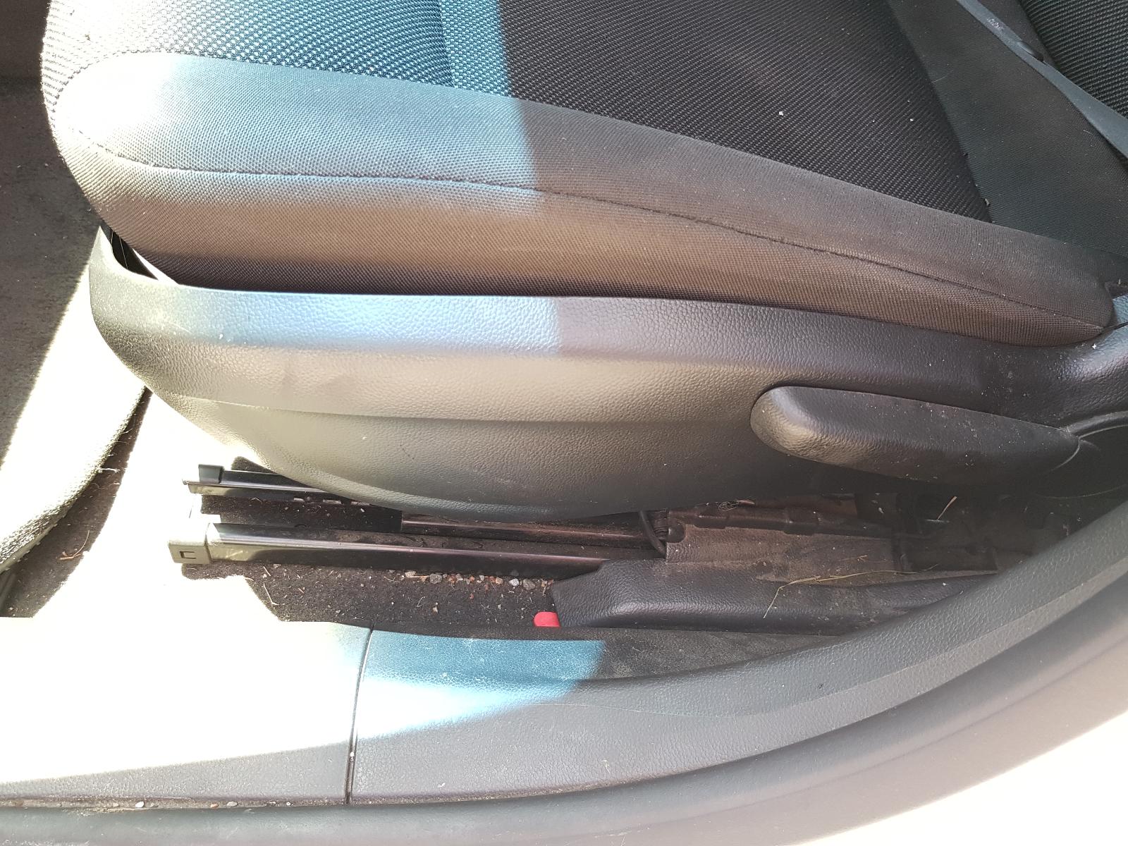 Holden Cruze - 2009-Present