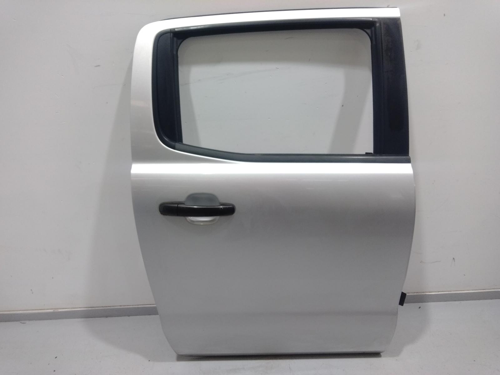 Right_Rear_Door_Sliding