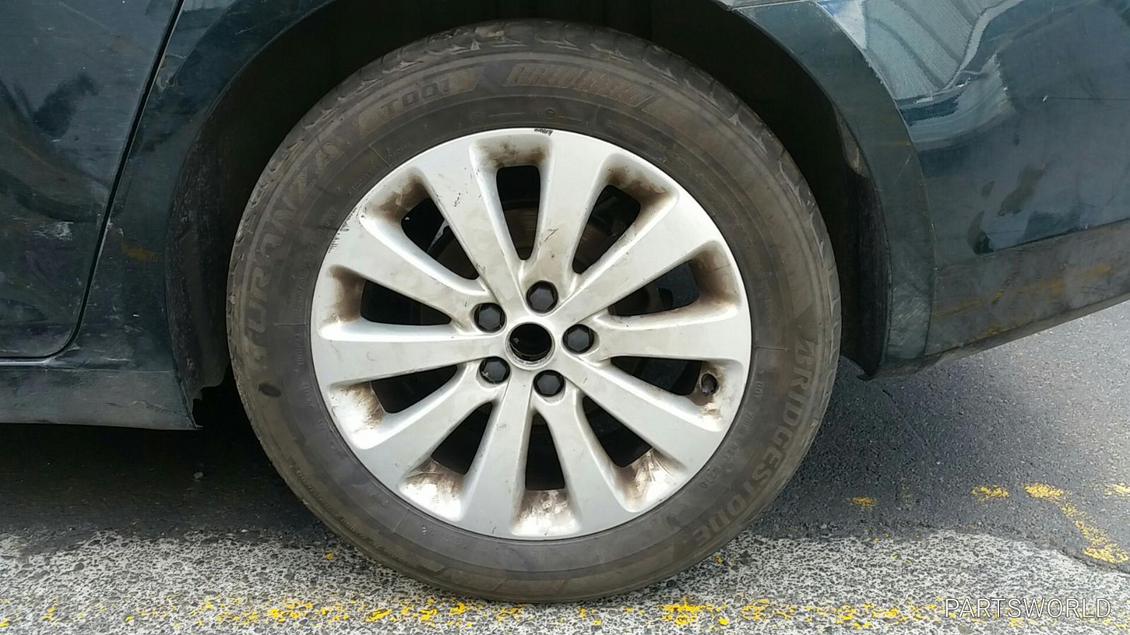 Holden Cruze - 2009-Present