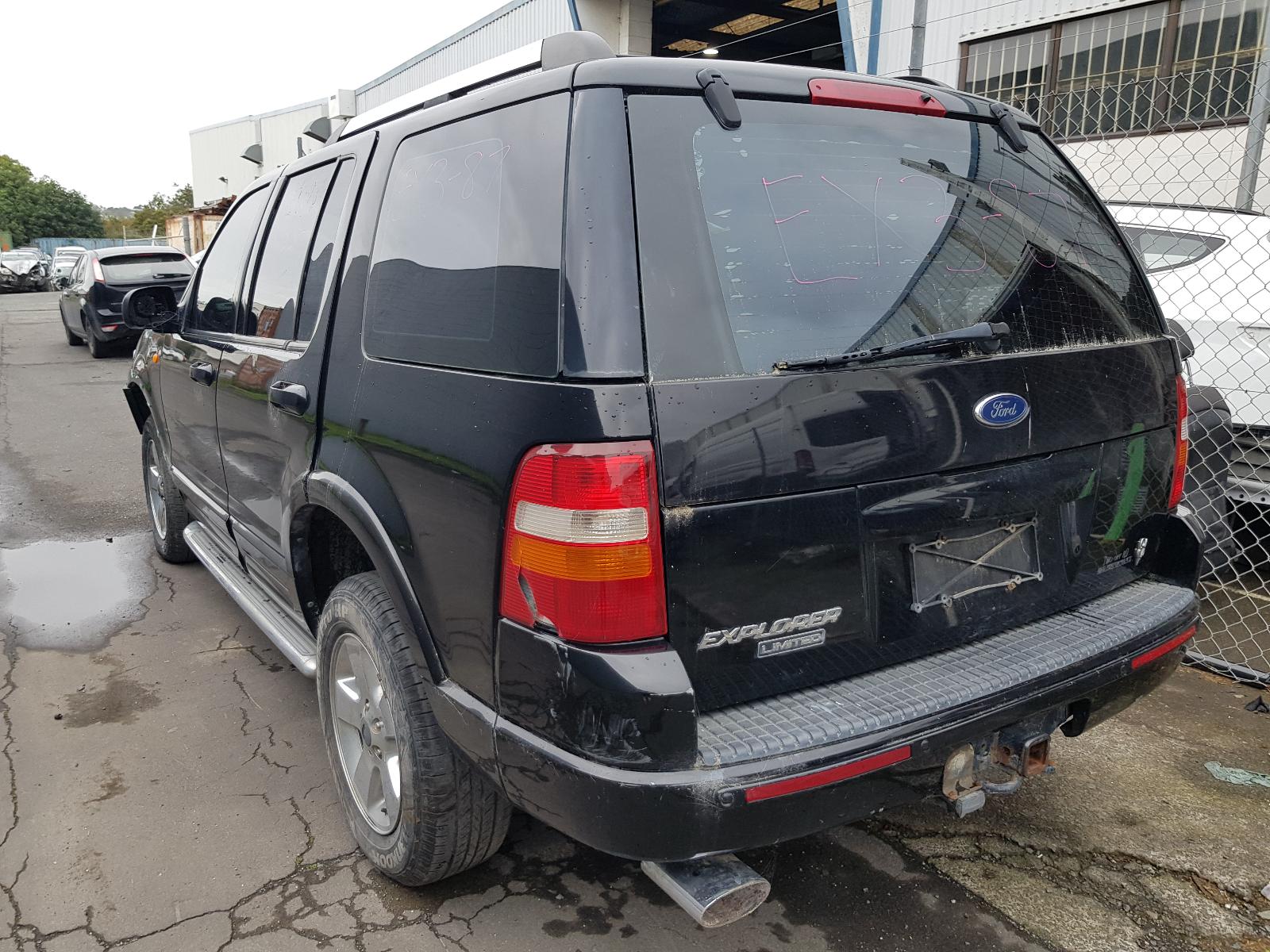 Ford Explorer - UT 2005-2007