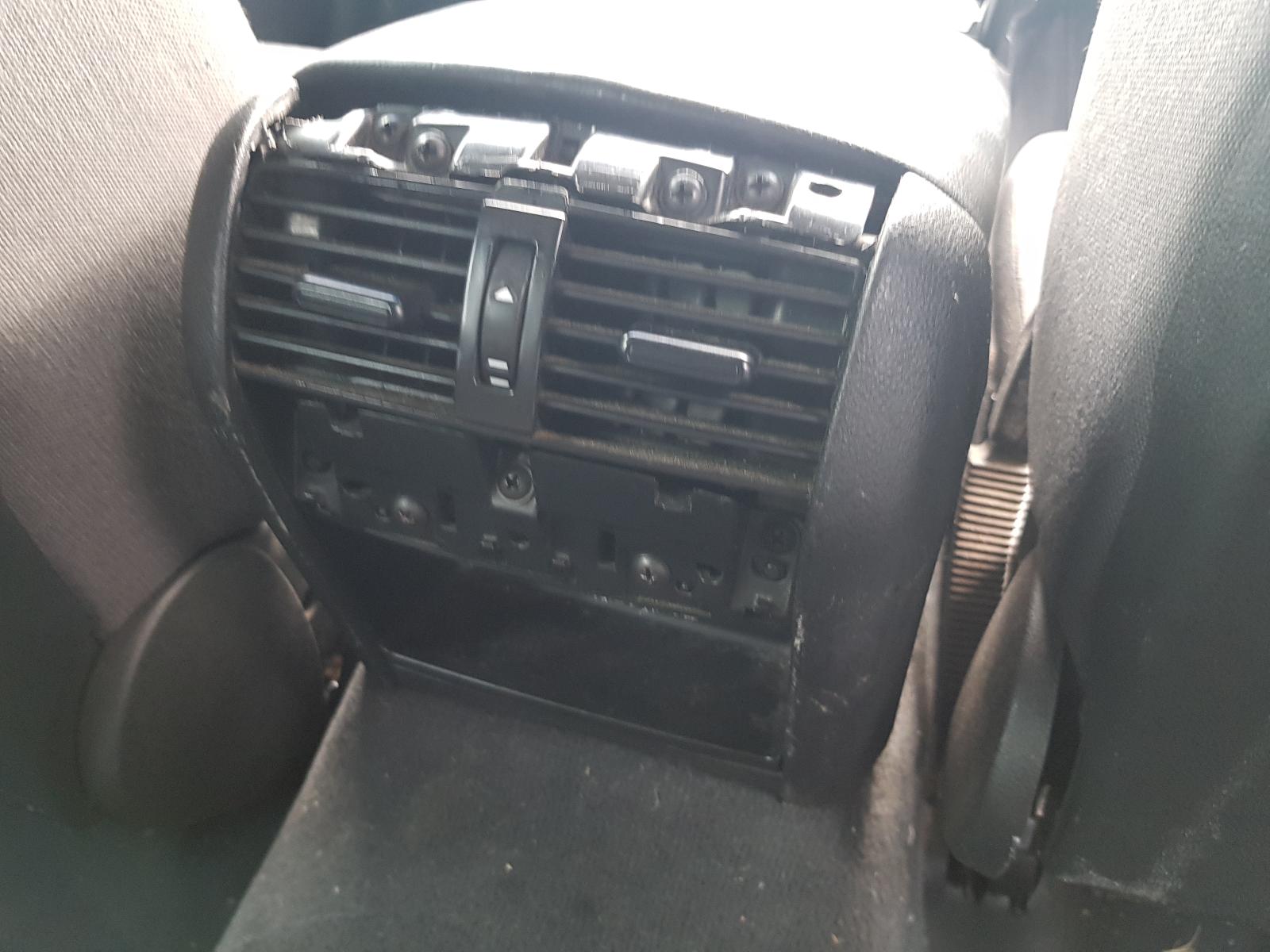 Holden Commodore - VE Omega 06-