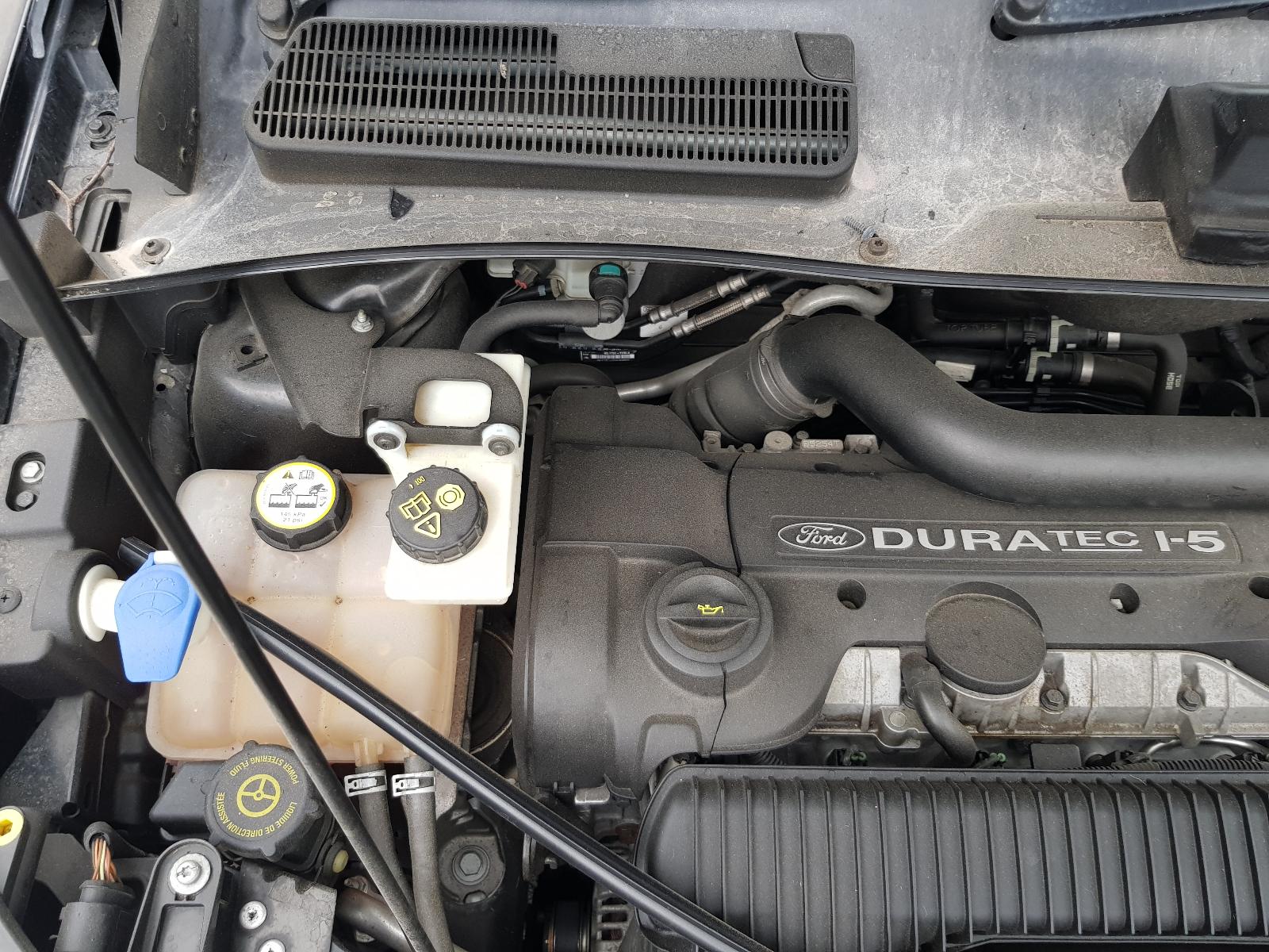 Ford Kuga - TE 2012-2013