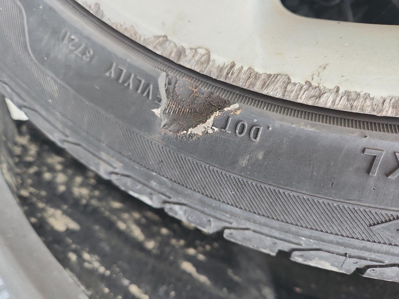 Ford Kuga - TE 2012-2013