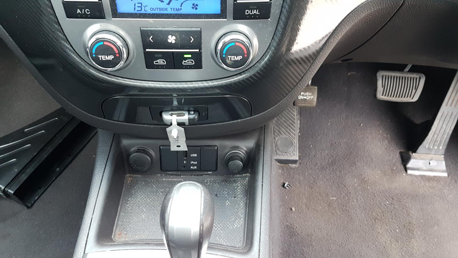 Hyundai Santa Fe - 2006-2012