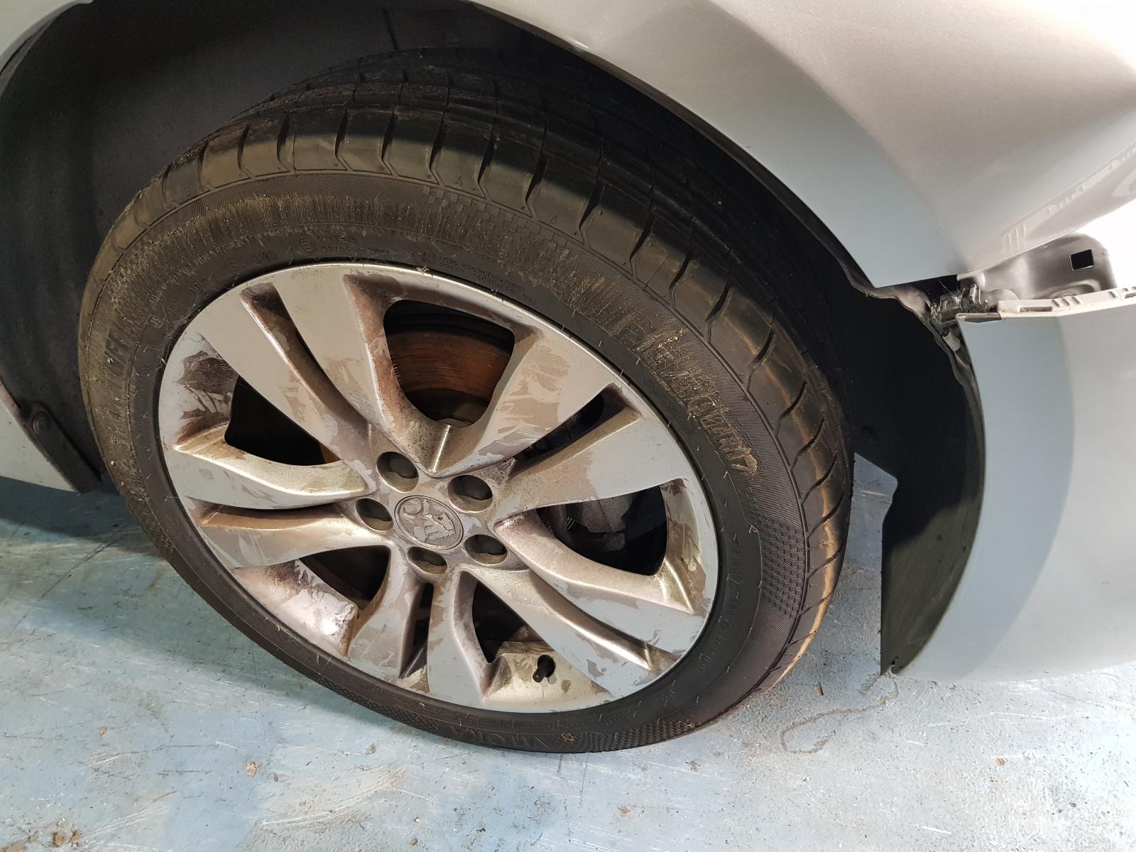 Holden Cruze - 2009-Present