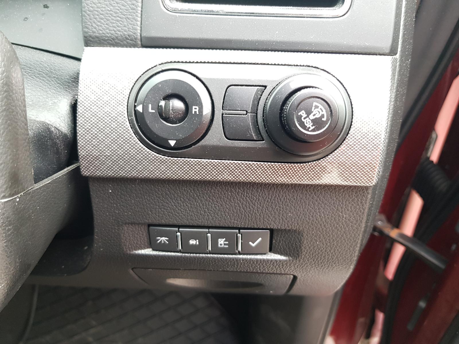 Holden Captiva - Captiva 7 2011-Present