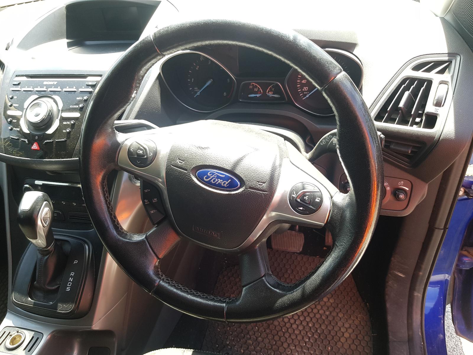 Ford Kuga - TE 2012-2013