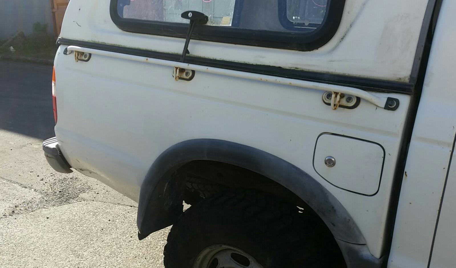 Ford Courier - 03-05