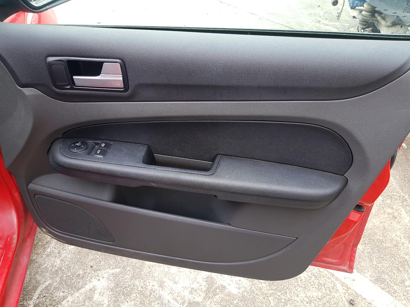 Ford Focus - LS 2005-2007