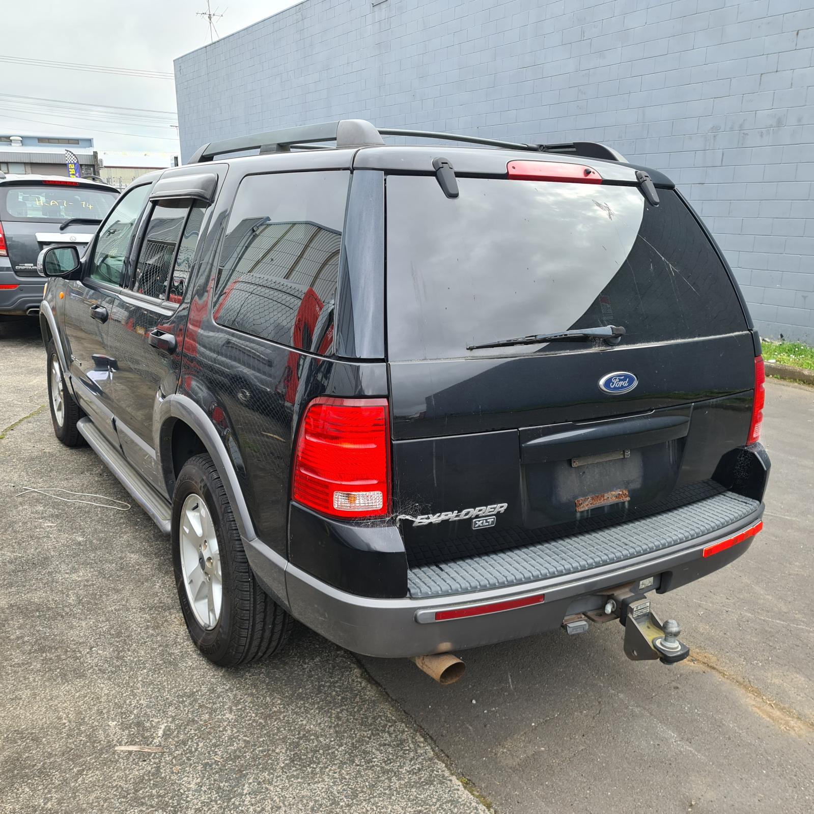 Ford Explorer - UT 2005-2007